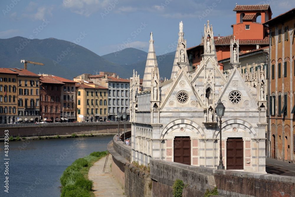 Obraz premium Church Santa Maria della Spina in Pisa, Italy