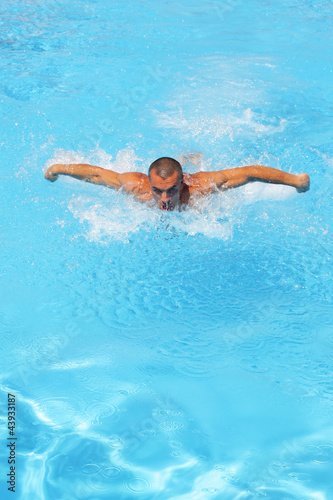 Swim training © hipercom