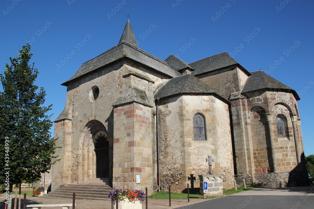Fototapeta premium église de Lubersac (Corrèze)