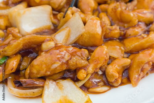 Asian meal : cashews, along with seafood and vegetables