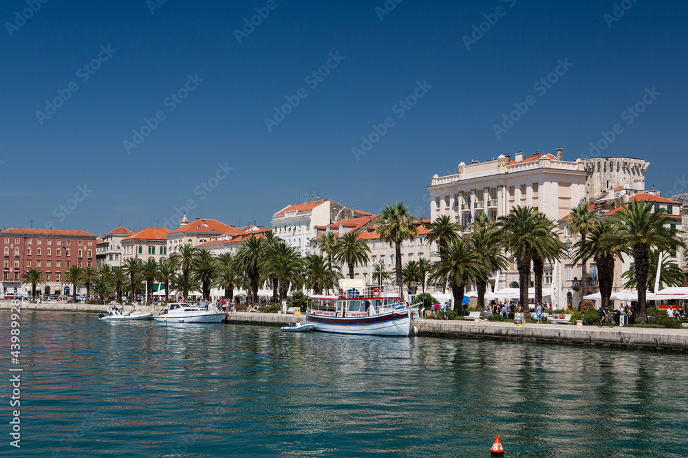 Port w Splicie