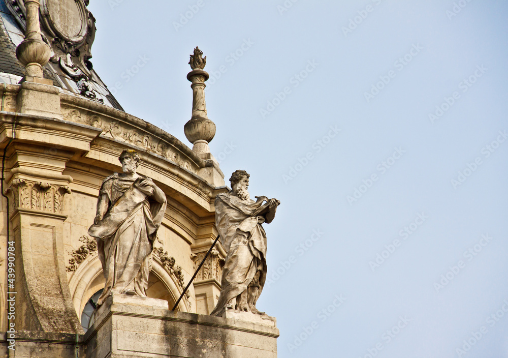 Obraz premium saint sculpture at Versailles palace, Paris, France