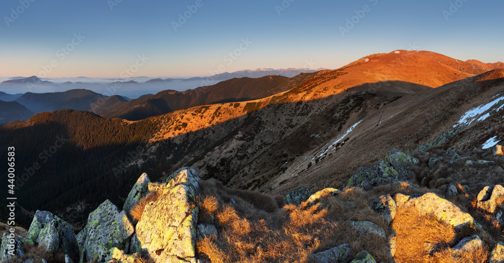 Naklejka premium Slovakia mountain in autumn - Tatras