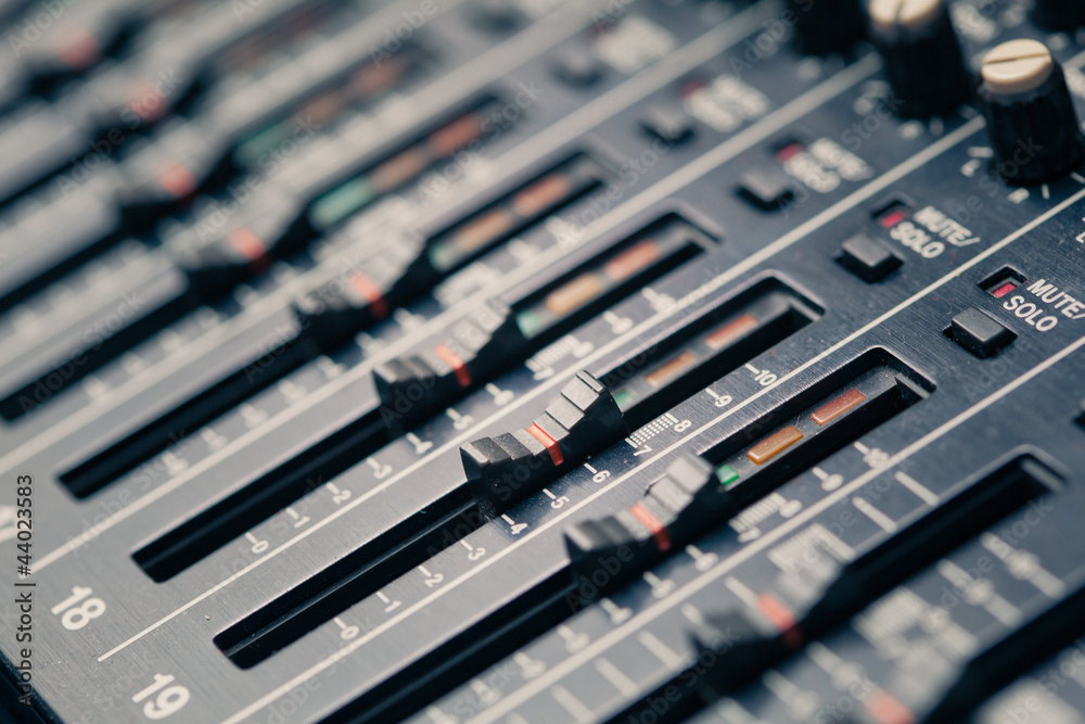 studio mixer knobs and faders studio mixer knobs and faders