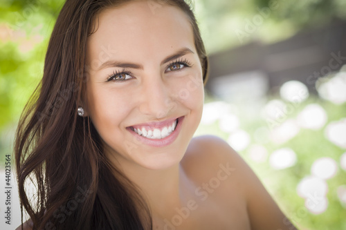 Fotografia Attractive Mixed Race Girl Portrait