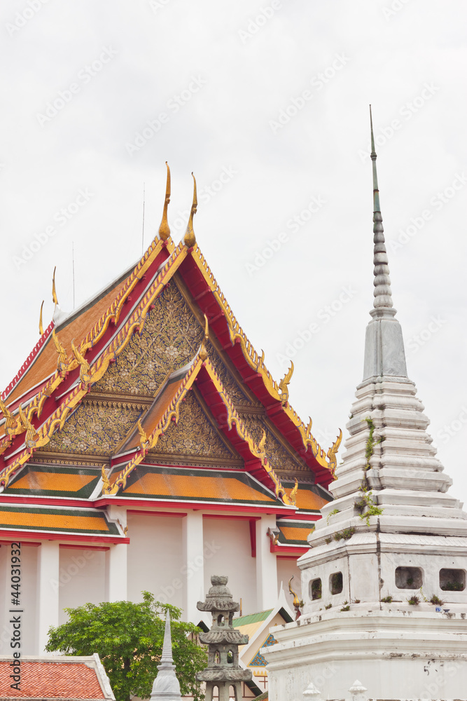 Fototapeta premium Buddhist church in thailand
