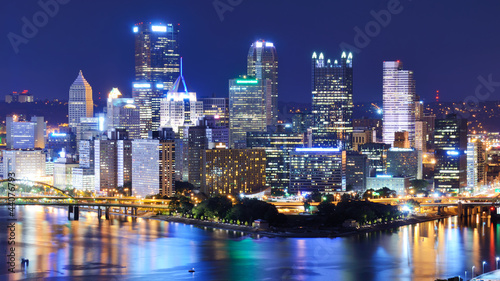 Fototapeta Naklejka Na Ścianę i Meble -  Downtown Pittsburgh Skyline