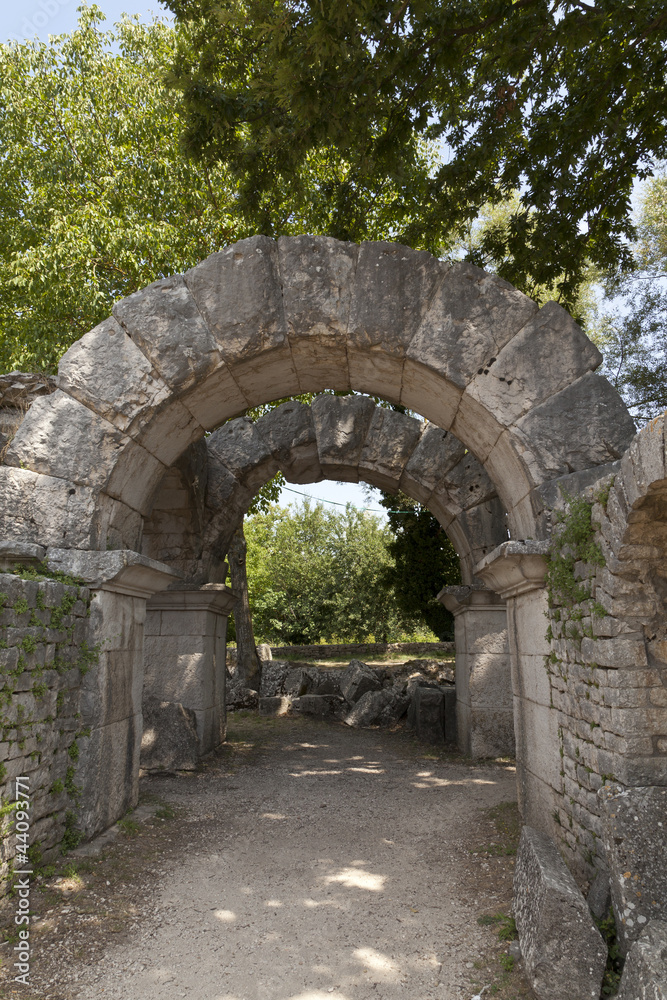Altilia, Sepino, Molise-scavi della città romana