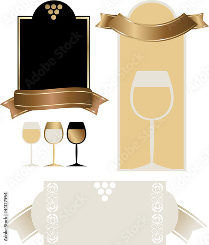 Etichetta Vino con uva e calice