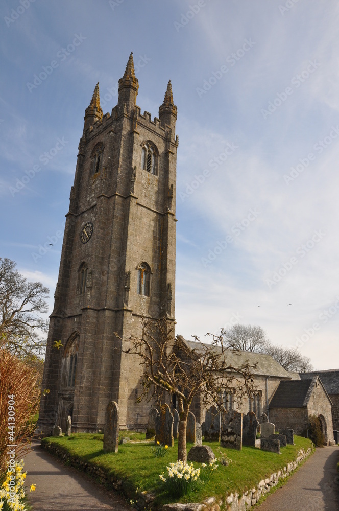 Fototapeta premium Widecombe mit Kirche in Dartmoor