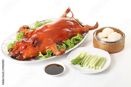 Obraz na płótnie roasted pig with dim sum set, chinese food w salonie