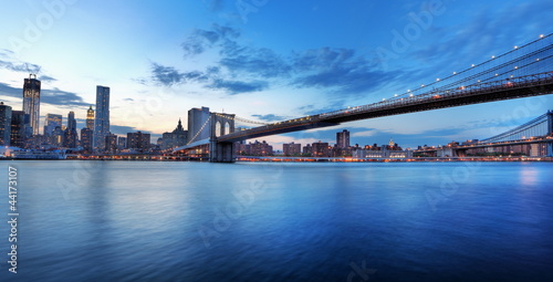 Manhattan et Brooklyn bridge, New York.