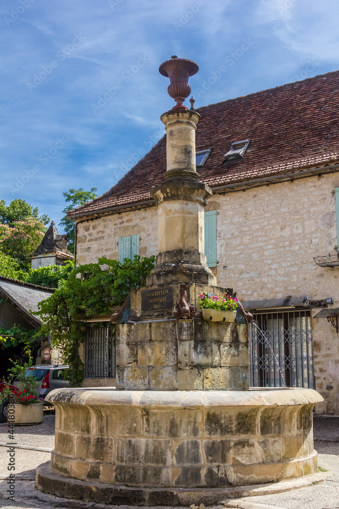 Fontaine d'Autoire, beau village de France