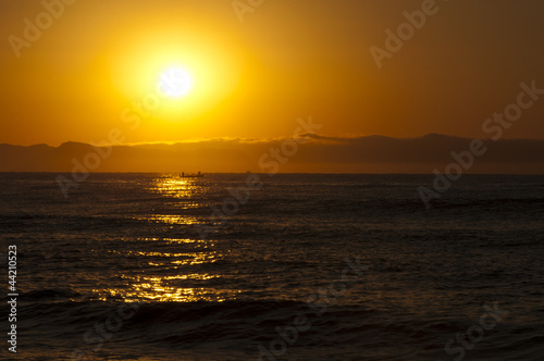 Horizon sunrise at sea © Deyan Georgiev