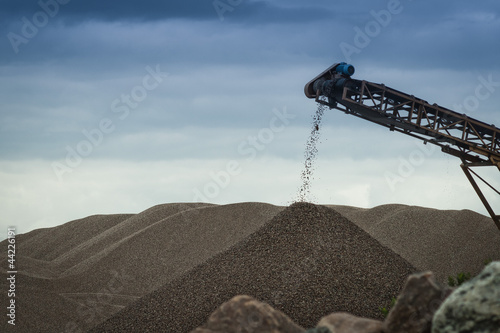 Conveyor belt in the gravel pit