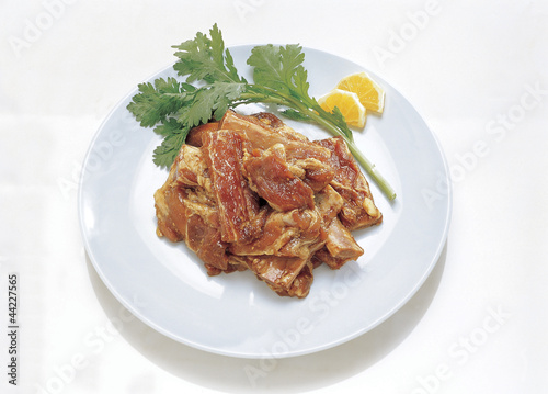 seasoned short-ribs on the plate