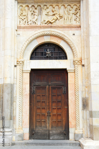 Italy, Modena Cathedral door © claudiozacc