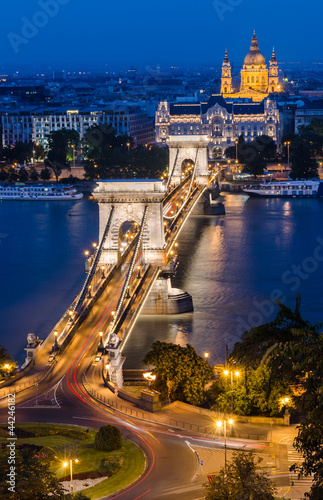 Chain Bridge and Danbue in the night, Budapest