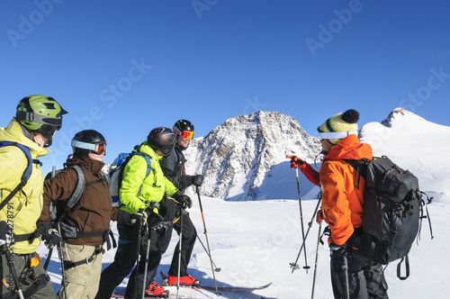 Bergführer mit Gruppe