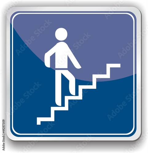 panneau attention aux marches