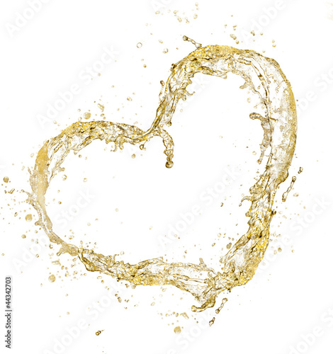 Heart symbol made of champagne splashes