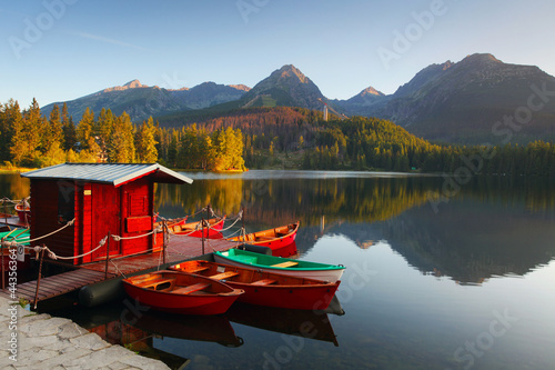 Fototapeta Naklejka Na Ścianę i Meble -  Mountain Lake in Slovakia Tatra - Strbske Pleso