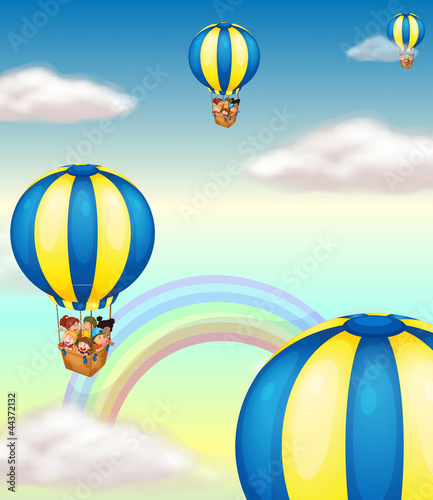 kids in hot air balloon