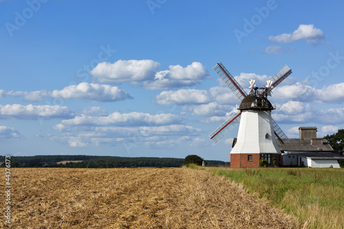 Windmühle bei Salzhausen, Lüneburger Heide