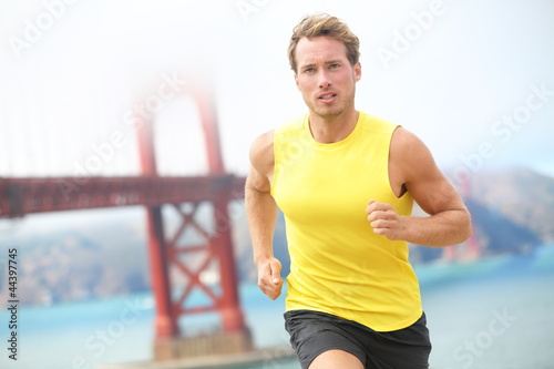 Fototapeta Naklejka Na Ścianę i Meble -  Running in San Francisco