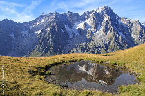 Grand Jorasses glacier and Giant's tooth peak