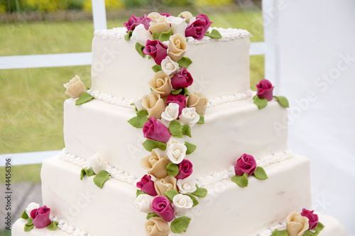 wedding cake photo