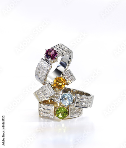 Edelstein Ringe