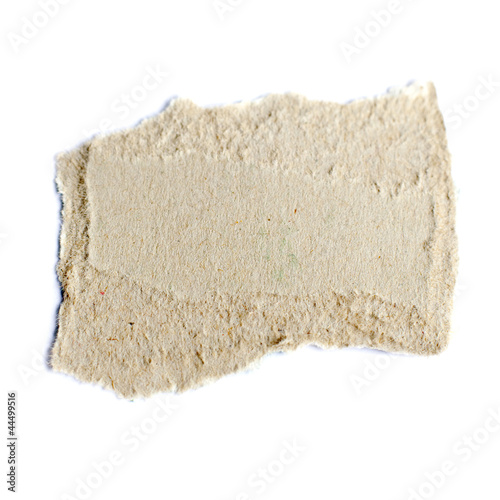 morceau de papier carton déchiré
