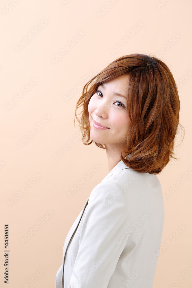女性・ベージュバック 女性・ベージュバック