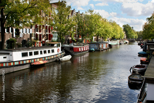 dutch water city canal