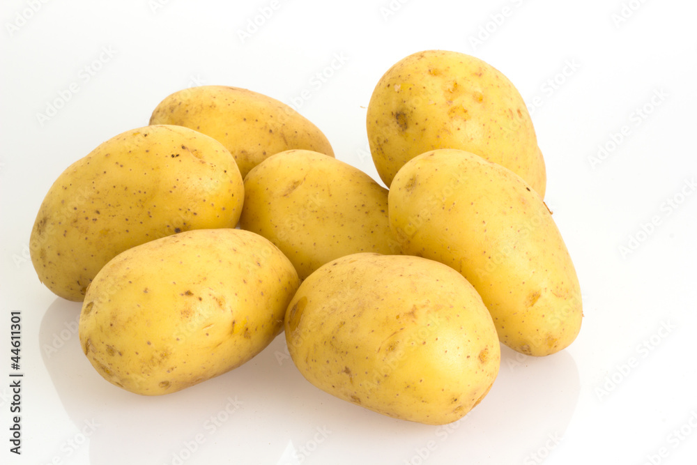 potatoes isolated on white background potatoes isolated on white background