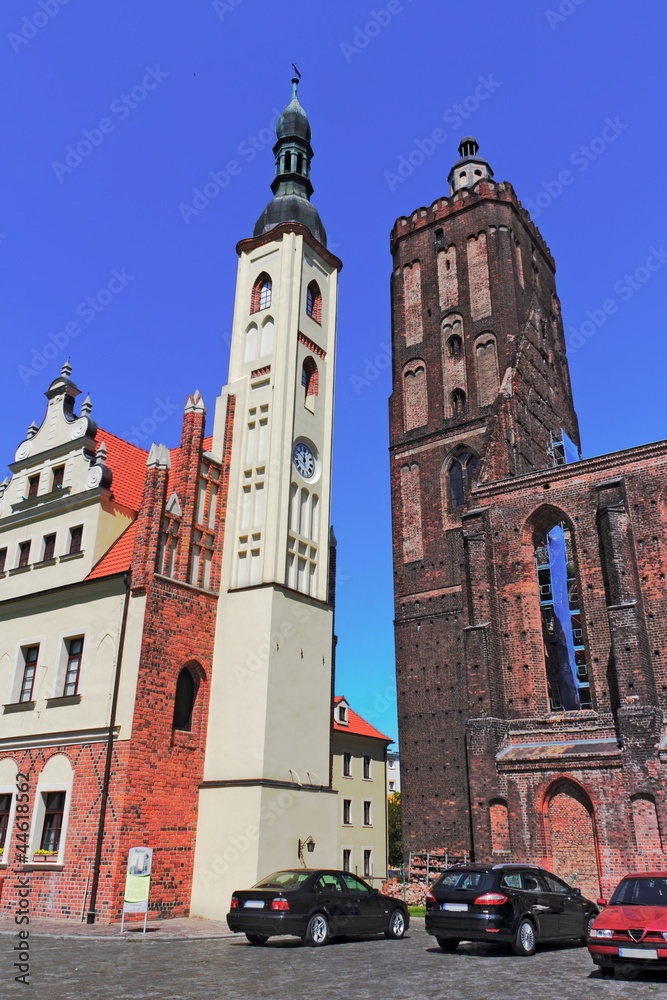 Gubin, Stadt und Hauptkirche StockFoto Adobe Stock
