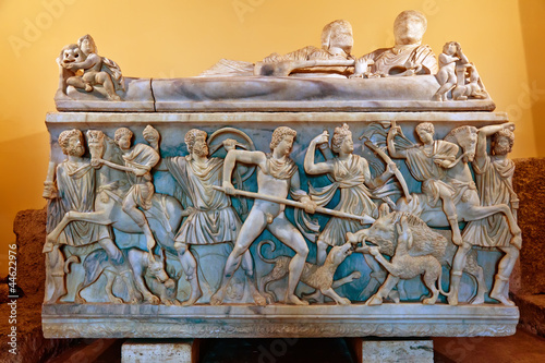 Sarcophagus with the Calydonian boar hunt photo