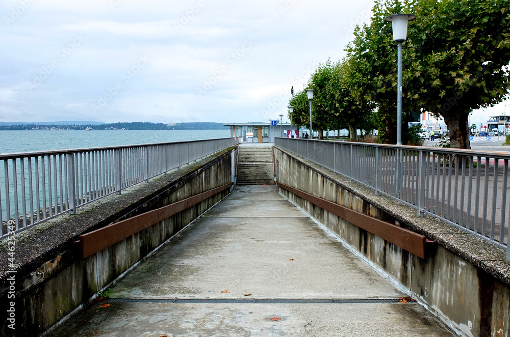 Fototapeta premium Strassenunterführung