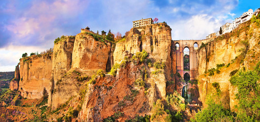 Canvas schilderij Ronda Puente Nuevo Panoramisch zicht Ronda bij avondrood  © JFL Photography