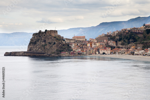 Scilla vista dal mare