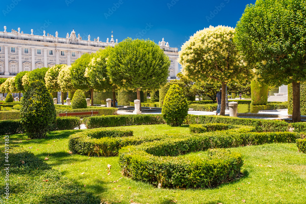 Fototapeta premium Royal Gardens in Madrid