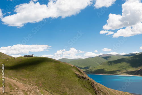 Tibet lake