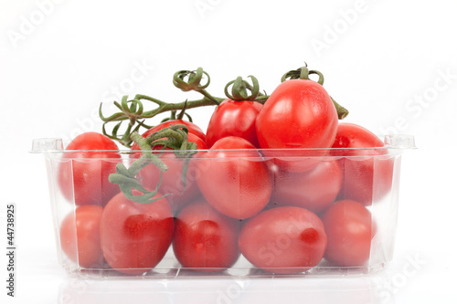 Tomaten in Plastikverpackung