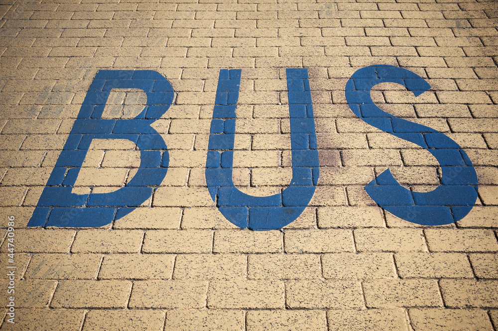 Obraz premium BUS writing on the road surface