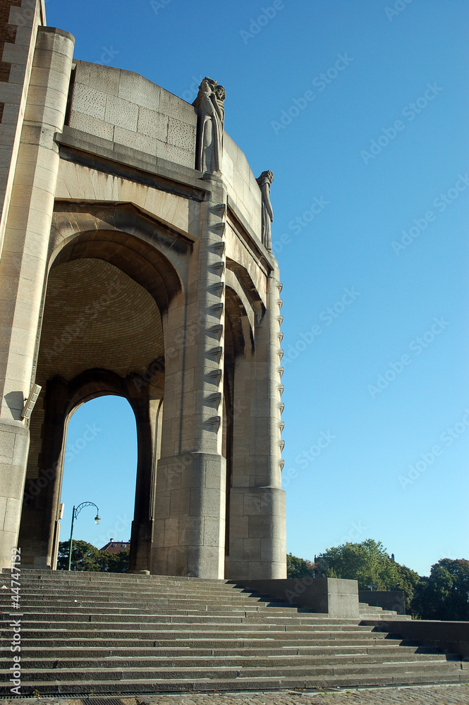 Obraz premium Extérieurs de la Basilique de Koekelberg