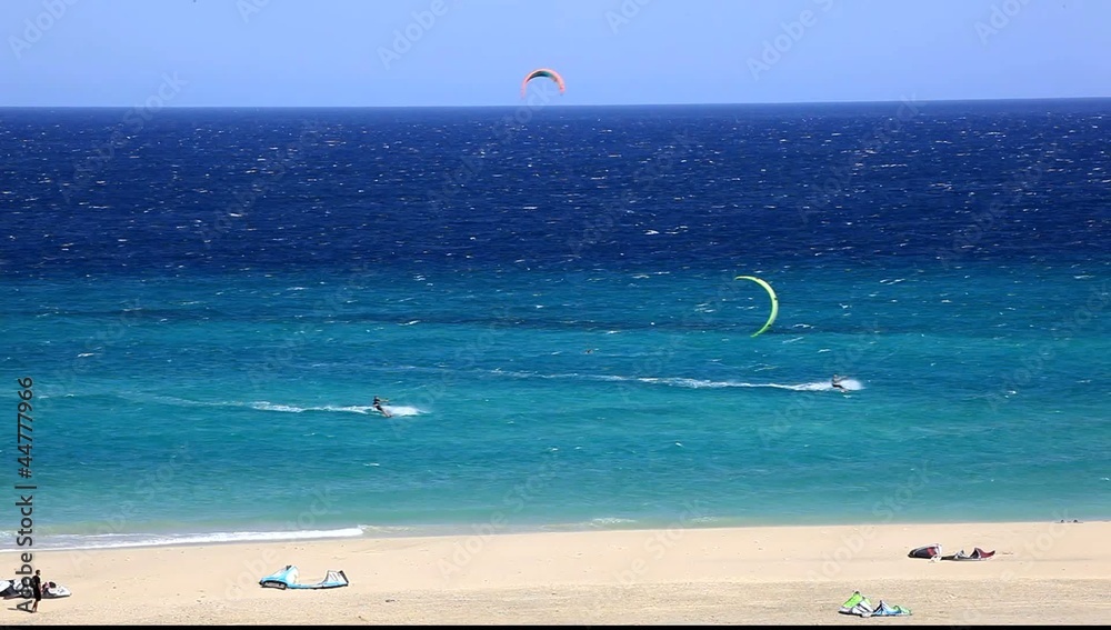 plage de compétiteurs de kitesurf de fuerteventura