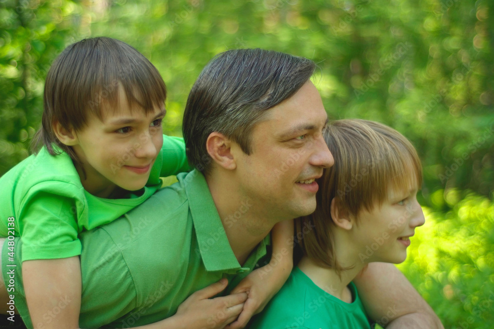 Good family traveled on weekends Good family traveled on weekends