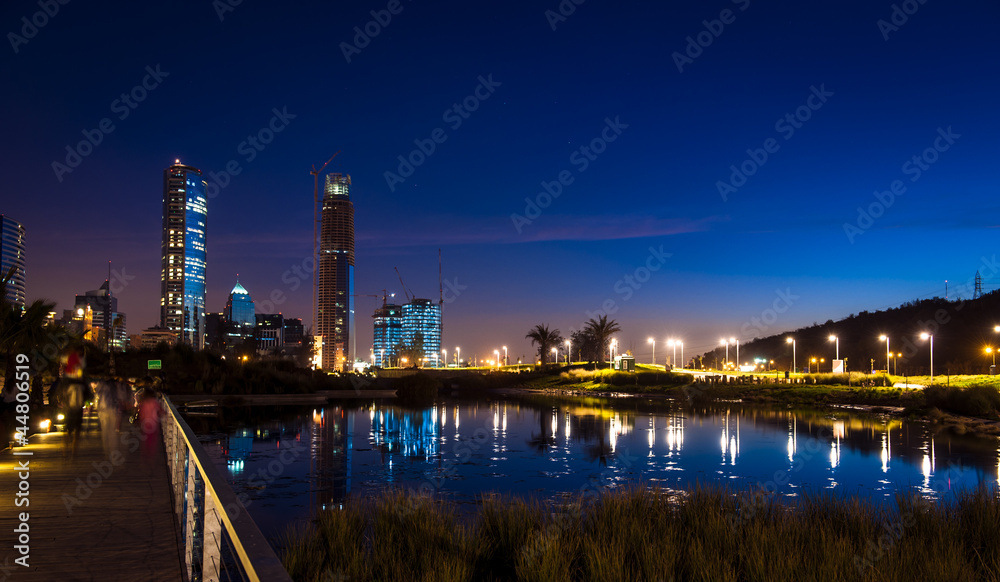 Fototapeta premium City reflected in the water