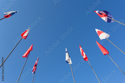 Государственные флаги стран участников форума в Соч